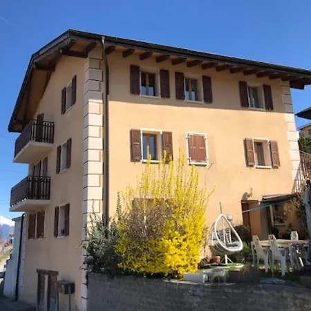 The Rock House Apartment Sion